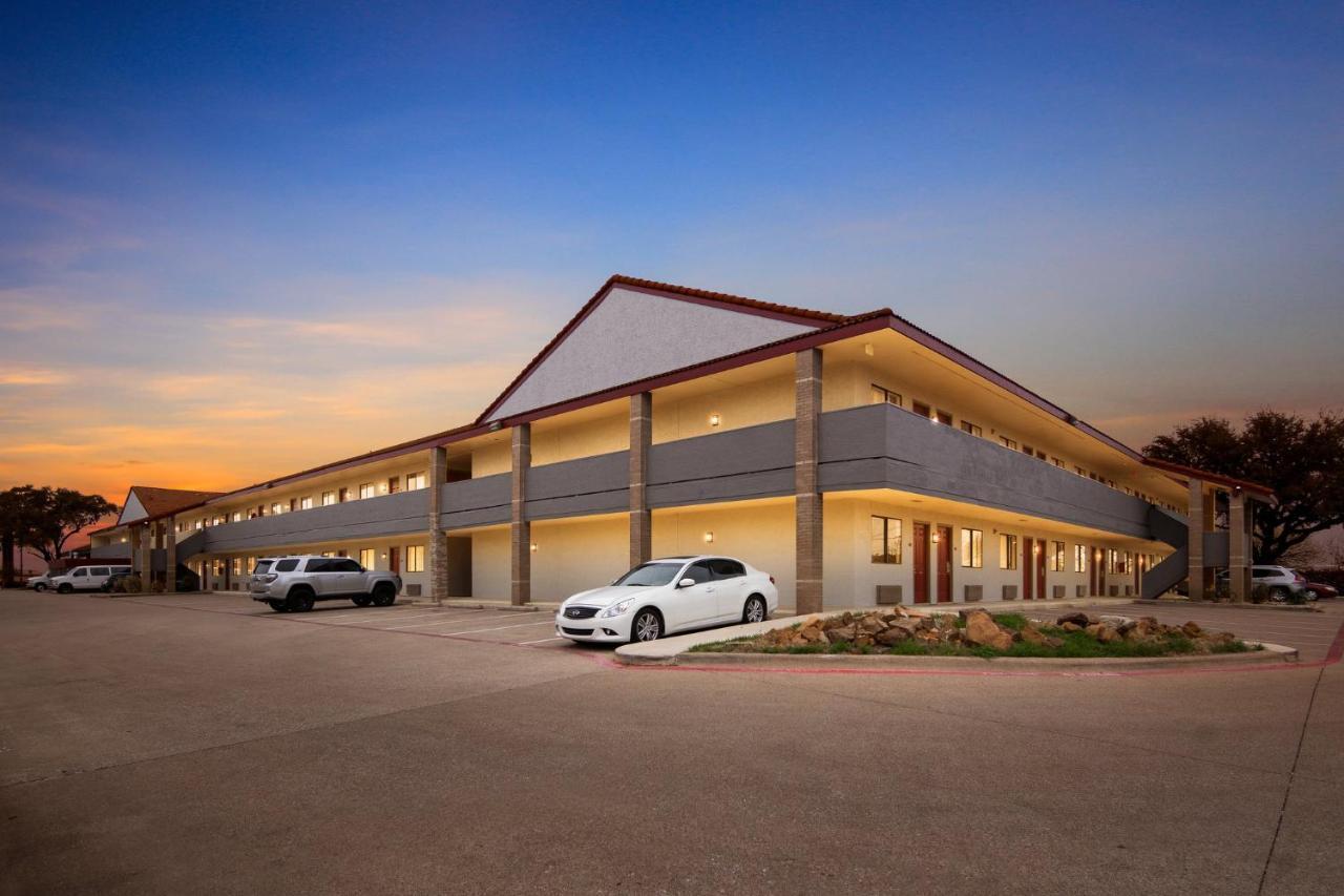 Irving Inn & Suites At Dfw Airport Εξωτερικό φωτογραφία