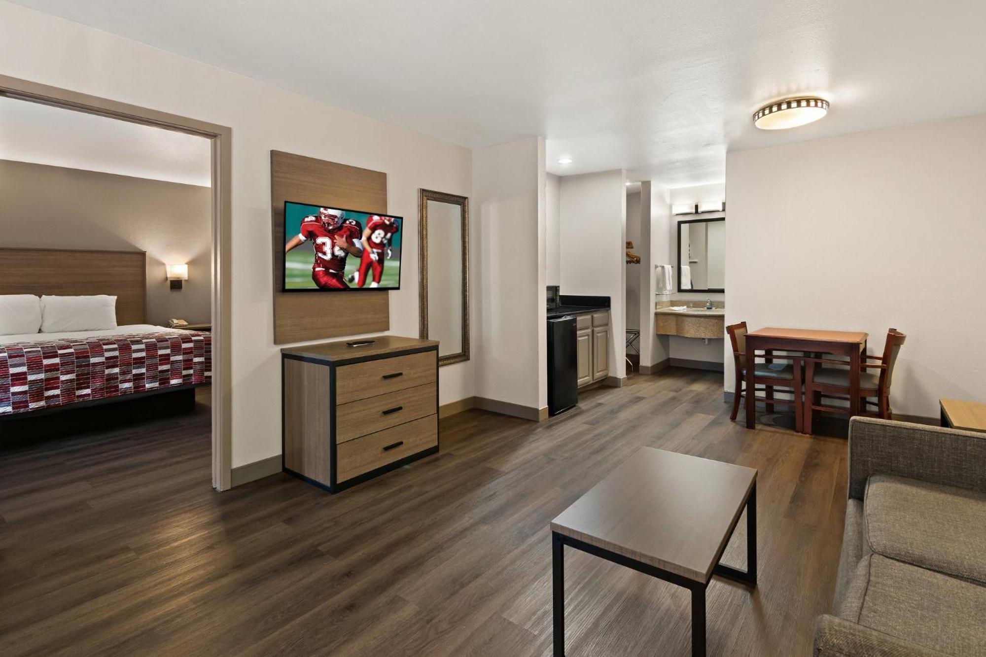 Irving Inn & Suites At Dfw Airport Εξωτερικό φωτογραφία
