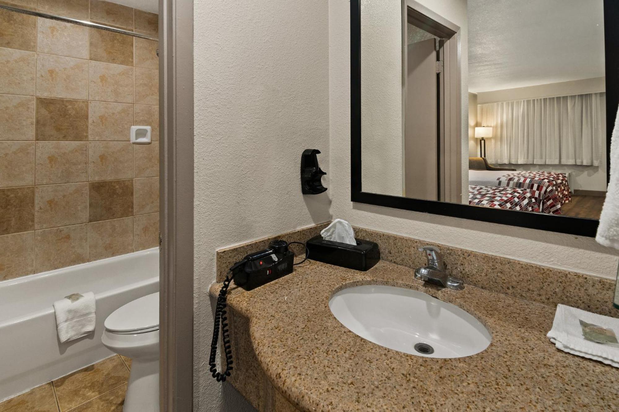 Irving Inn & Suites At Dfw Airport Εξωτερικό φωτογραφία