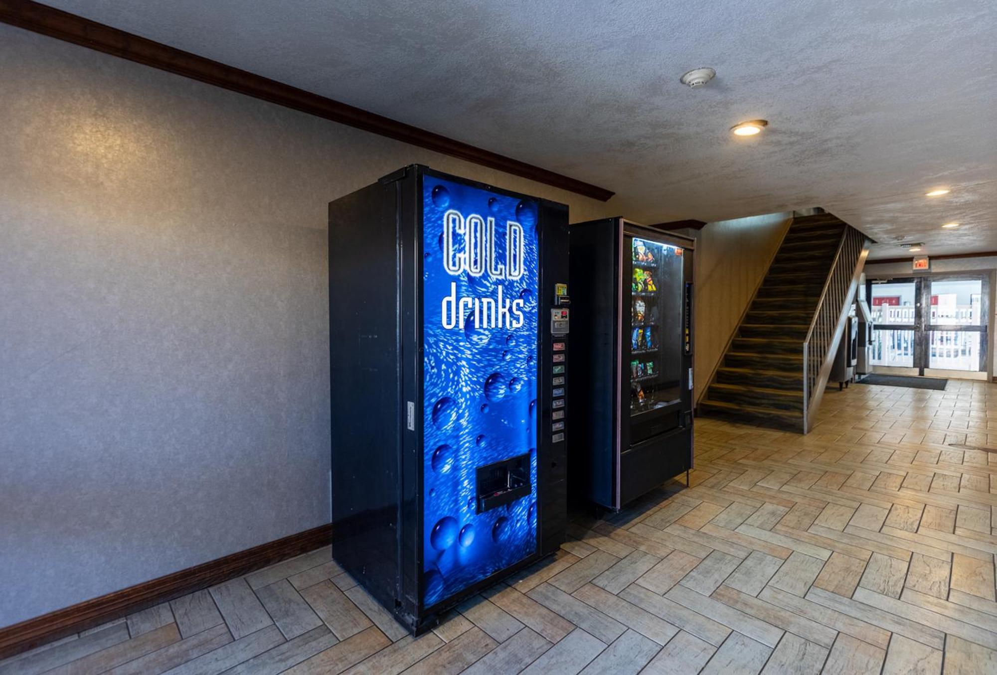 Irving Inn & Suites At Dfw Airport Εξωτερικό φωτογραφία