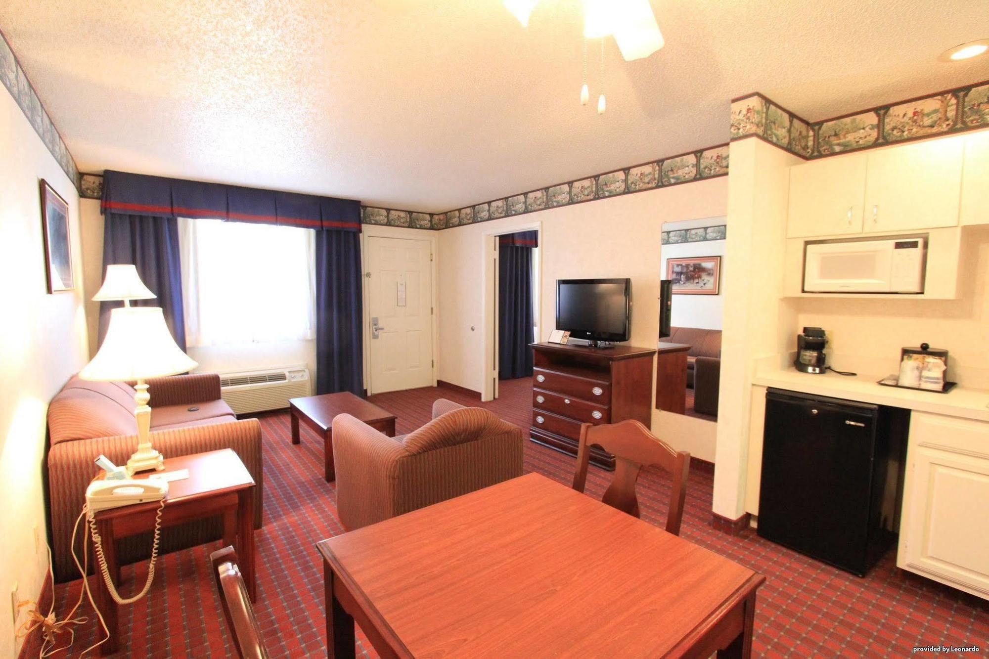 Irving Inn & Suites At Dfw Airport Εξωτερικό φωτογραφία